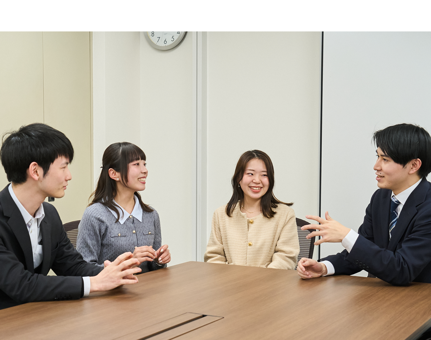 ・社員インタビュー